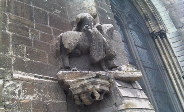 stone carving2.jpg